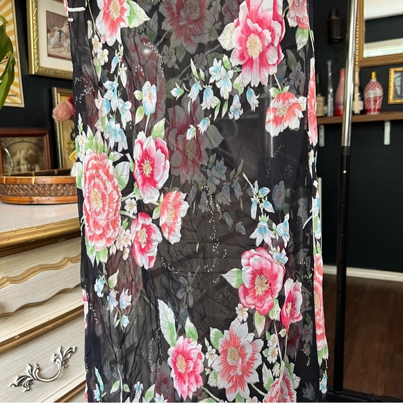 NWT Vintage Guess Silk Floral Dress Size 12 - Picture 5 of 10